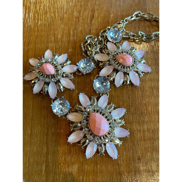 Peachtone Costume Jewelry Statement Necklace - Picture 2 of 3